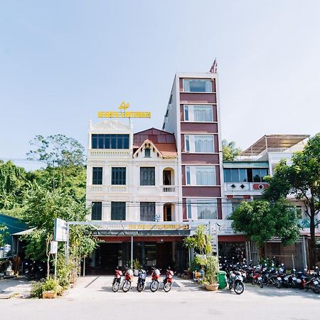 Hg Hostel Provide Tours & Motorbikes Ha Giang Extérieur photo
