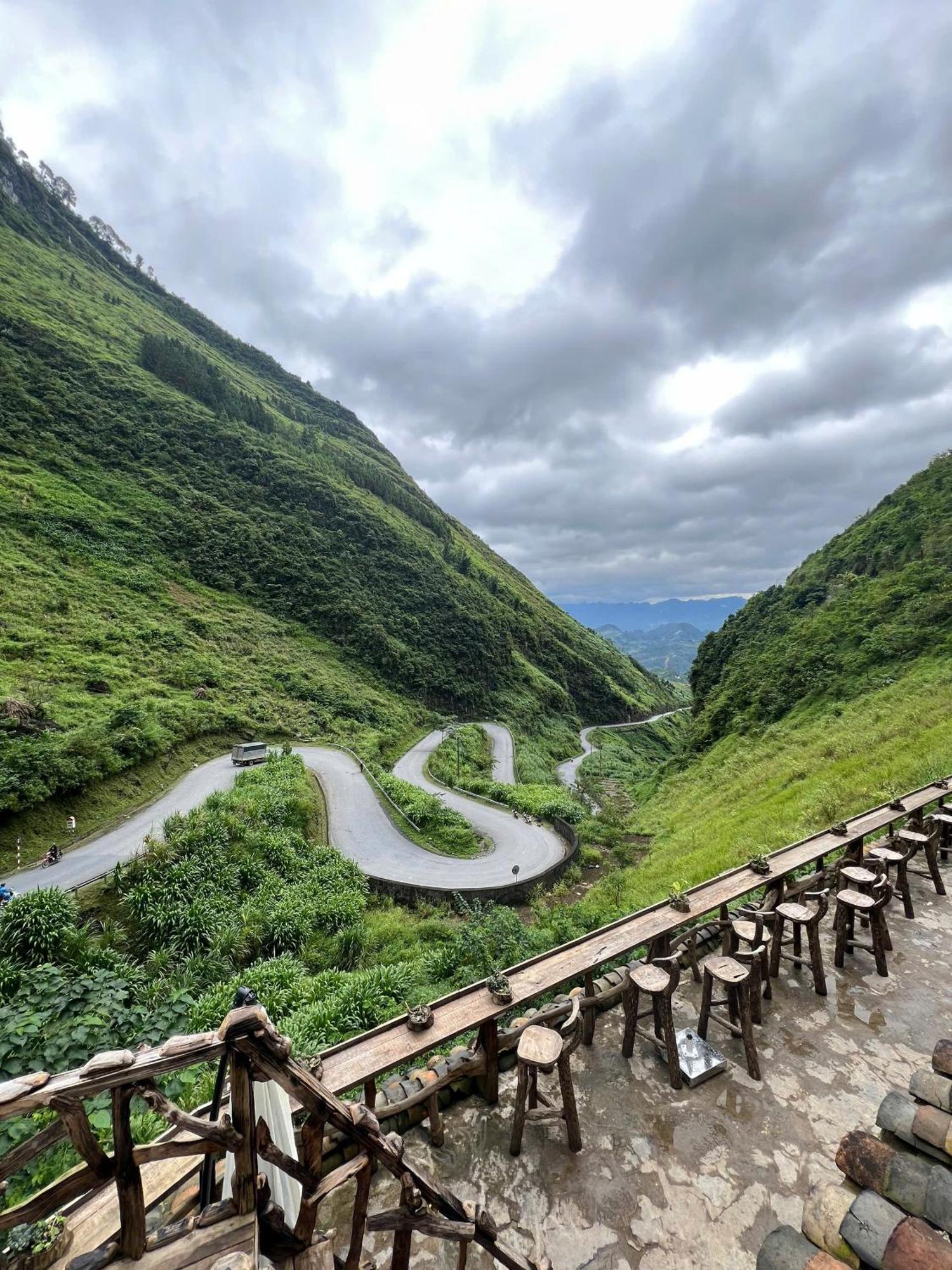 Hg Hostel Provide Tours & Motorbikes Ha Giang Extérieur photo